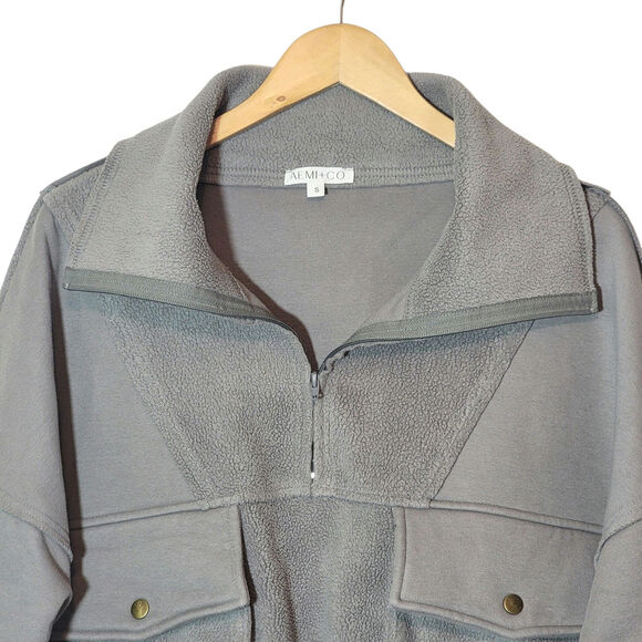 Aemi + Co Gray Half Zip Sweatshirt Exposed Seams Trendy Fall Streetwear Cozy S - Picture 3 of 15